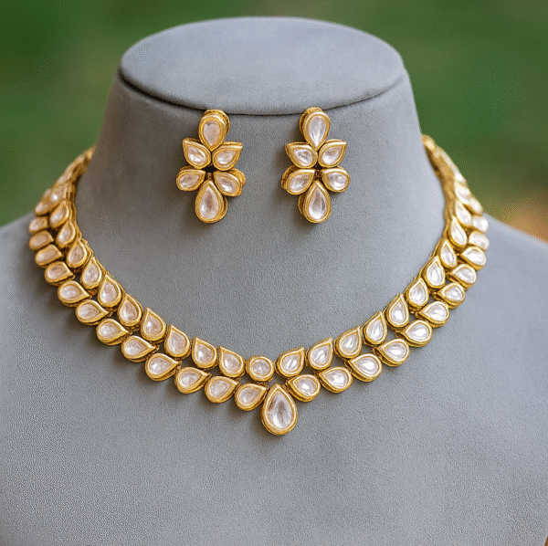 Royal Greenstone Bridal Set - Image 2