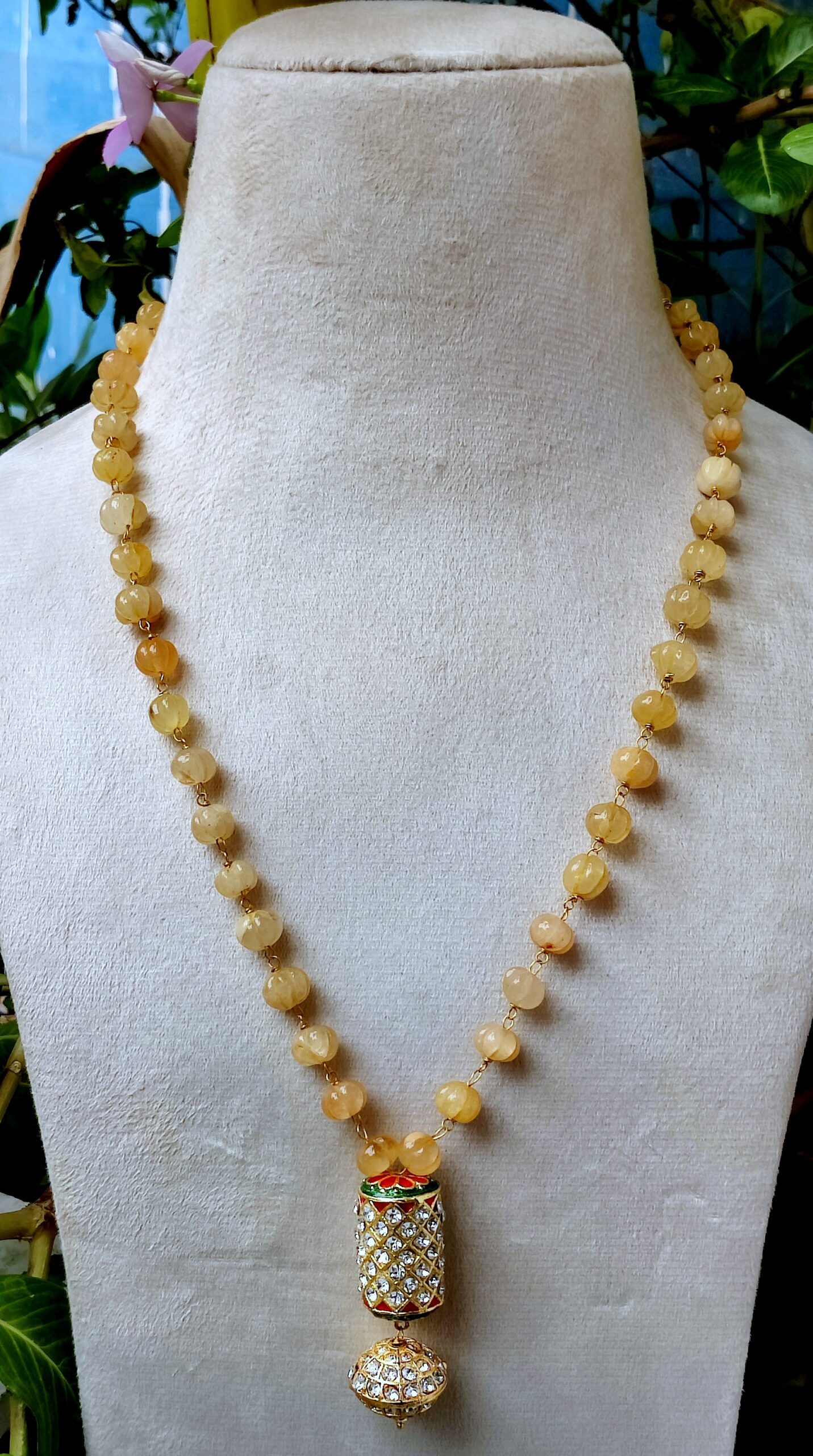 Natural Quartz Textured Beads Necklace