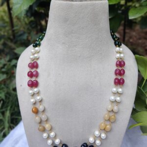 Multi-Strand sheal pearl and Quartz Beaded Necklace